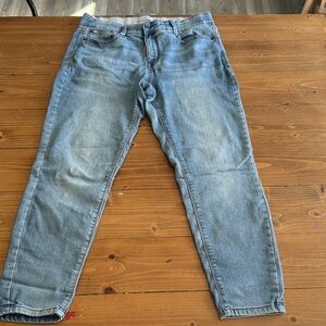 Men's Slim Fit Light Blue Jeans‎